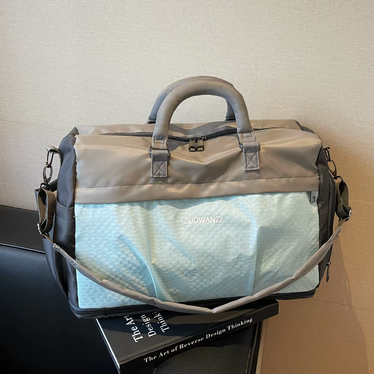 Sac de Voyage Multifonction ZUOWANZI – Élégance et Grande Capacité