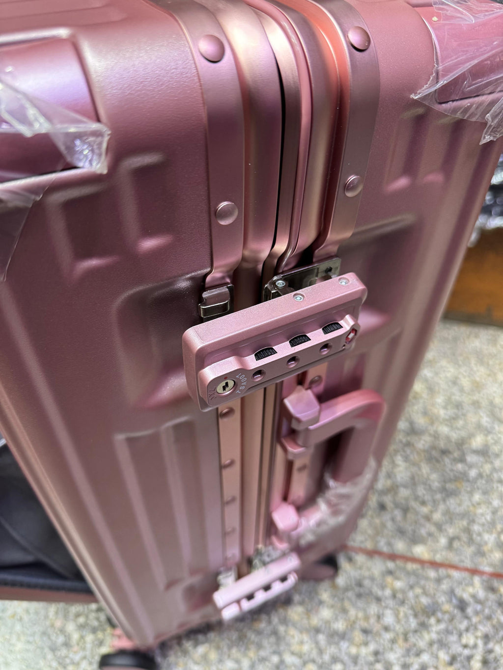 Valise Cabine Multifonction en (polycarbonate) 3-en-1 – Port Gobelet, Compartiment PC et Port USB