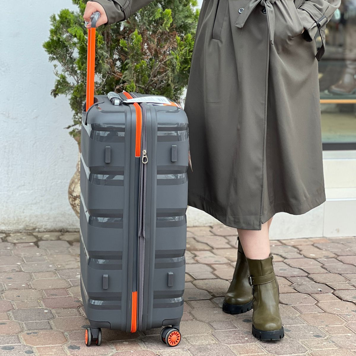 Valise en polypropylène de bonne qualité